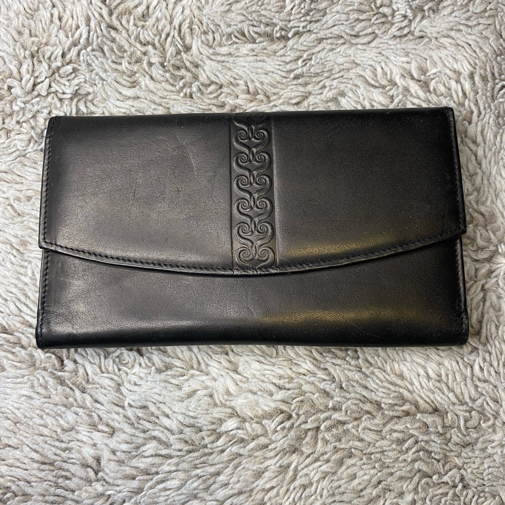 Victory Black Cowhide Wallet